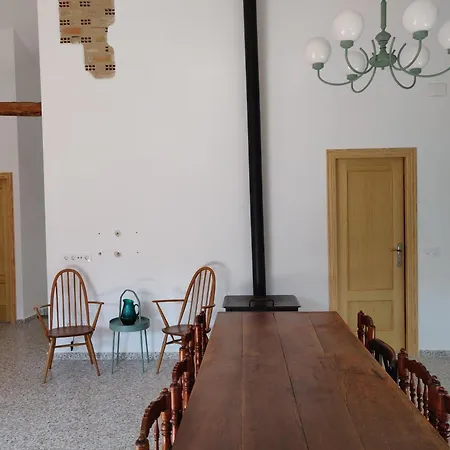 L'almassera - Chimenea Y Montana Grupos En Aielo De Rugat *